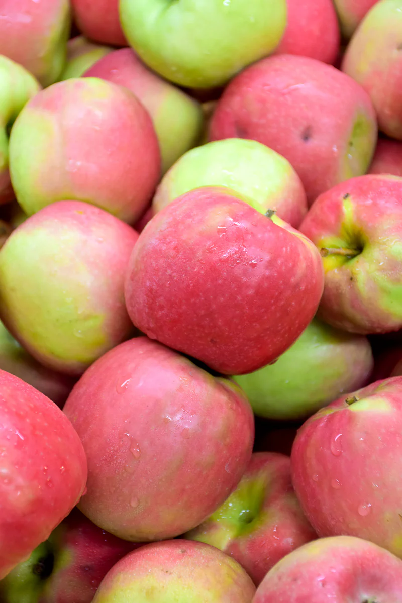 Fruit, Apple Pink Lady - Image 2