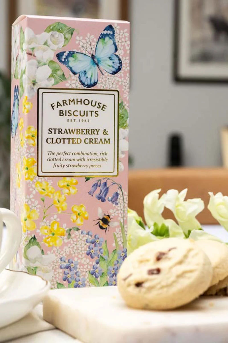 Farmhouse Biscuits Strawberry & Clotted Cream