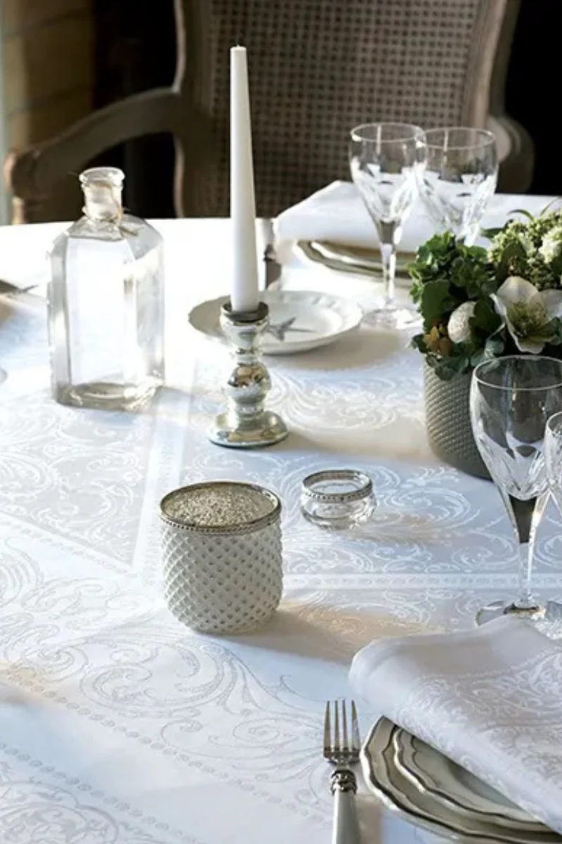 Garnier-Thiebaut Alexandrine Tablecloth Neige
