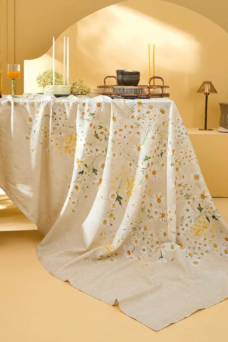 Garnier-Thiebaut Daisy Tablecloth Chanvre - Image 2