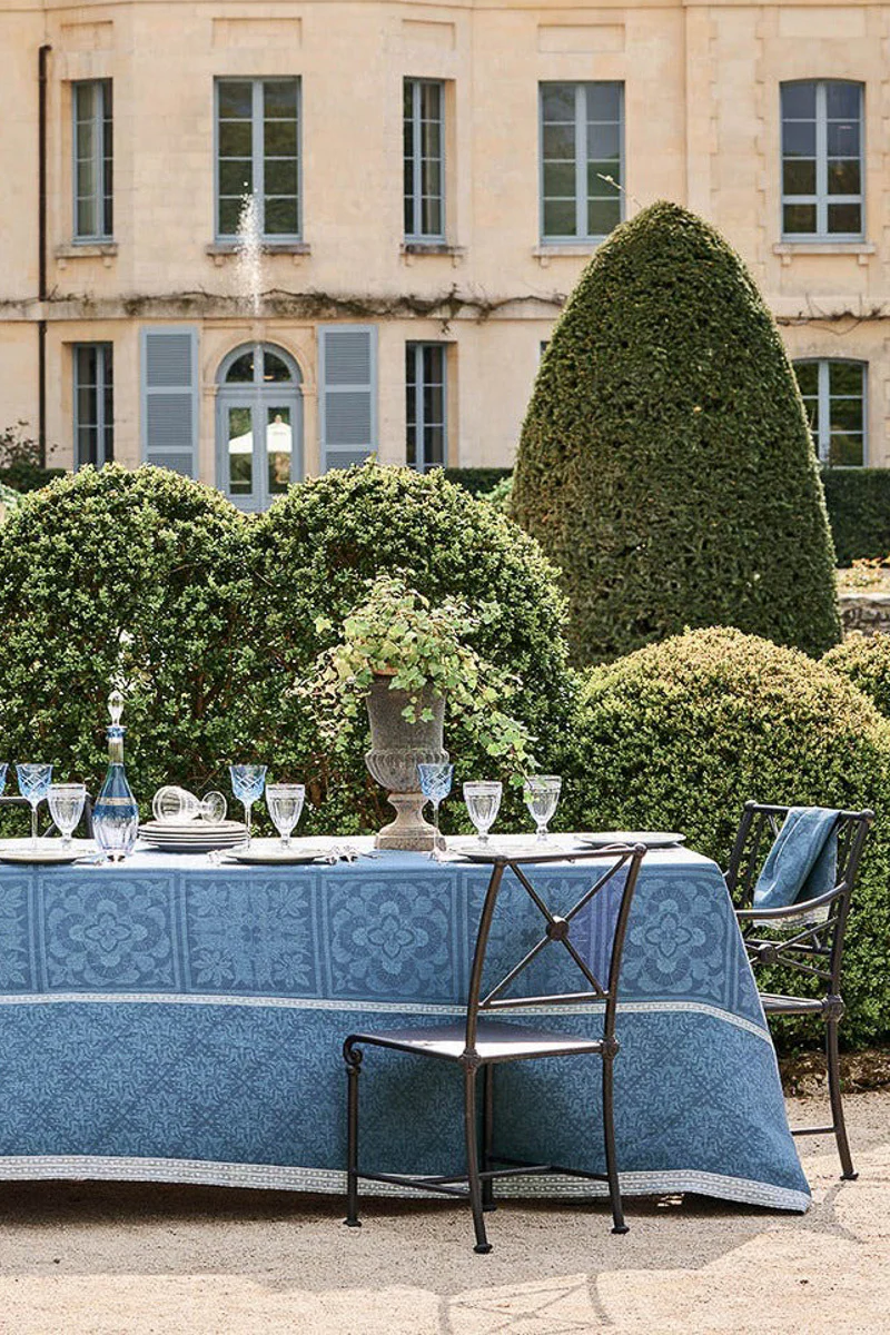 Garnier-Thiebaut Harmonie Tablecloth Bleu