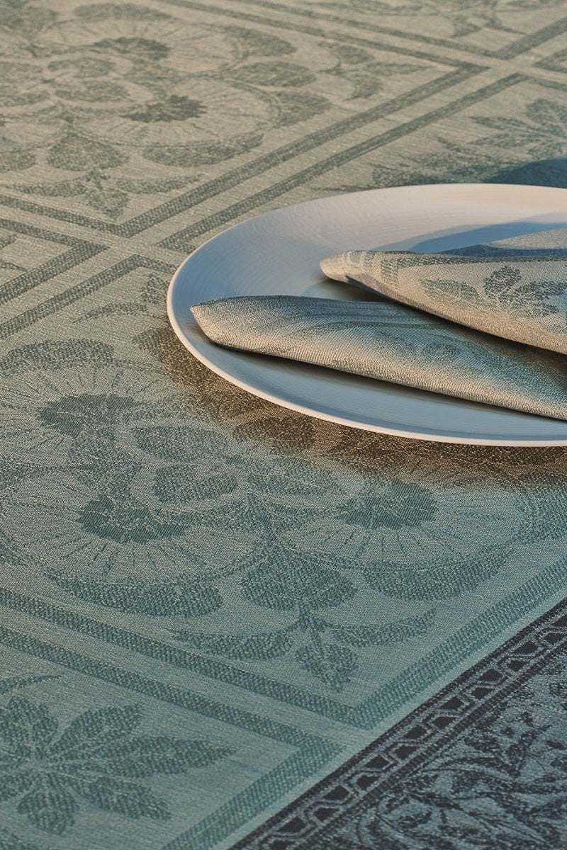 Garnier-Thiebaut Harmonie Tablecloth Opaline - Image 2
