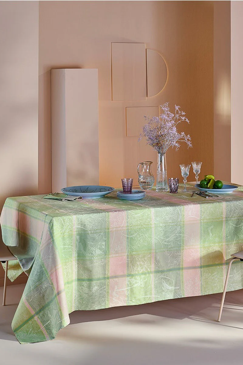 Garnier-Thiebaut Mille Printemps Tablecloth 71" Round Eclosion - Image 3