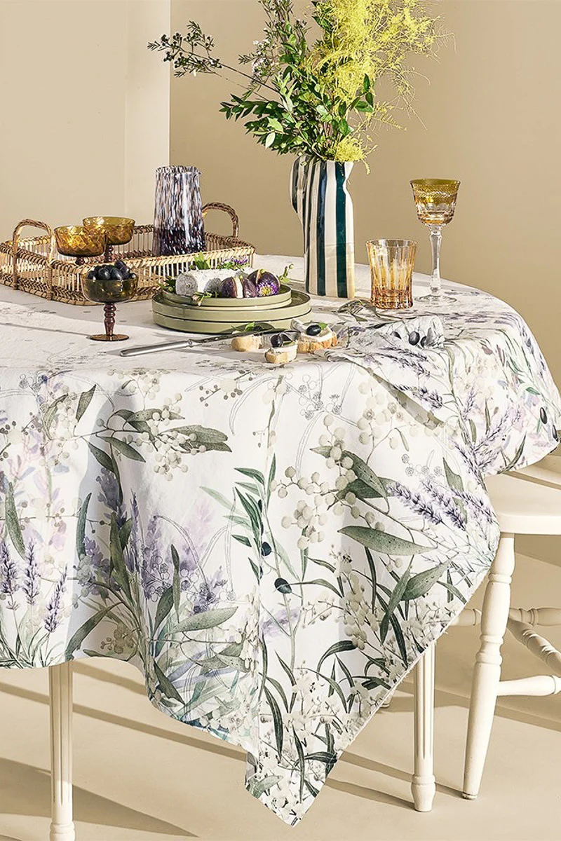 Garnier-Thiebaut Parfum De Lavande Tablecloth 61"x102" Mauve - Image 3