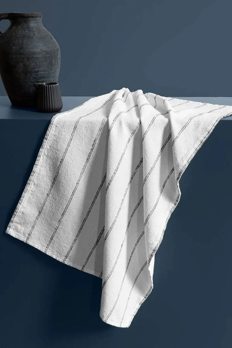 Garnier-Thiebaut Rimini Nero Kitchen Towel - Image 2