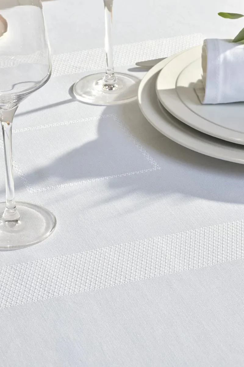 Garnier-Thiebaut Signature Tablecloth Blanc - Image 2