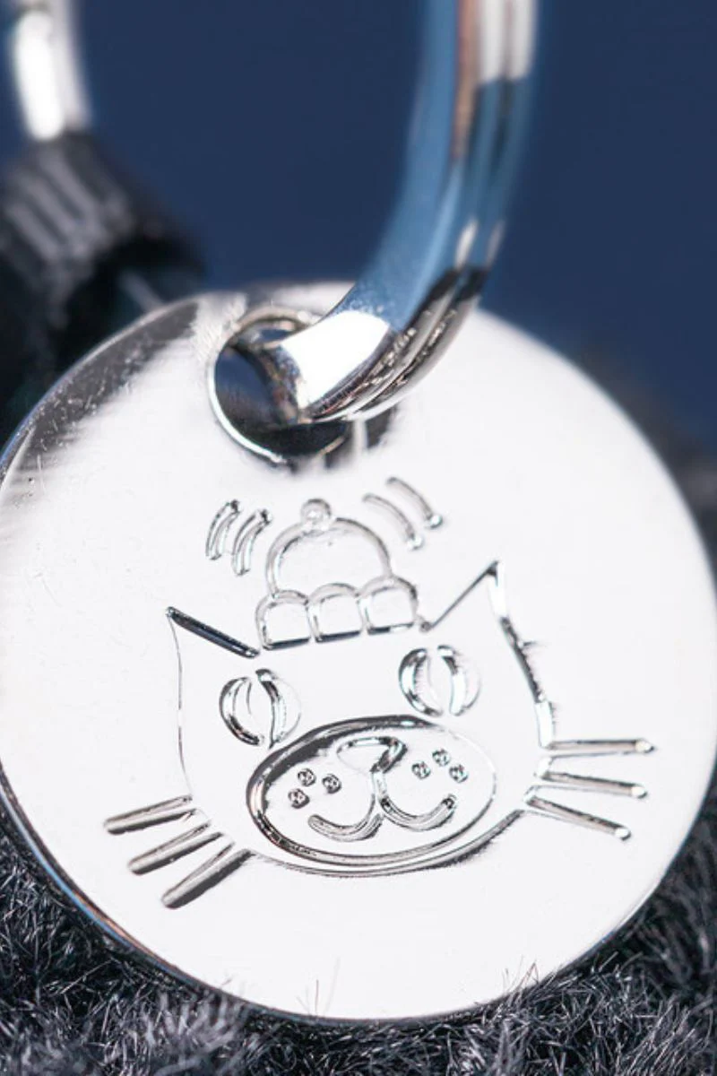 Jellycat Amuseables Black Hole Bag Charm - Image 3