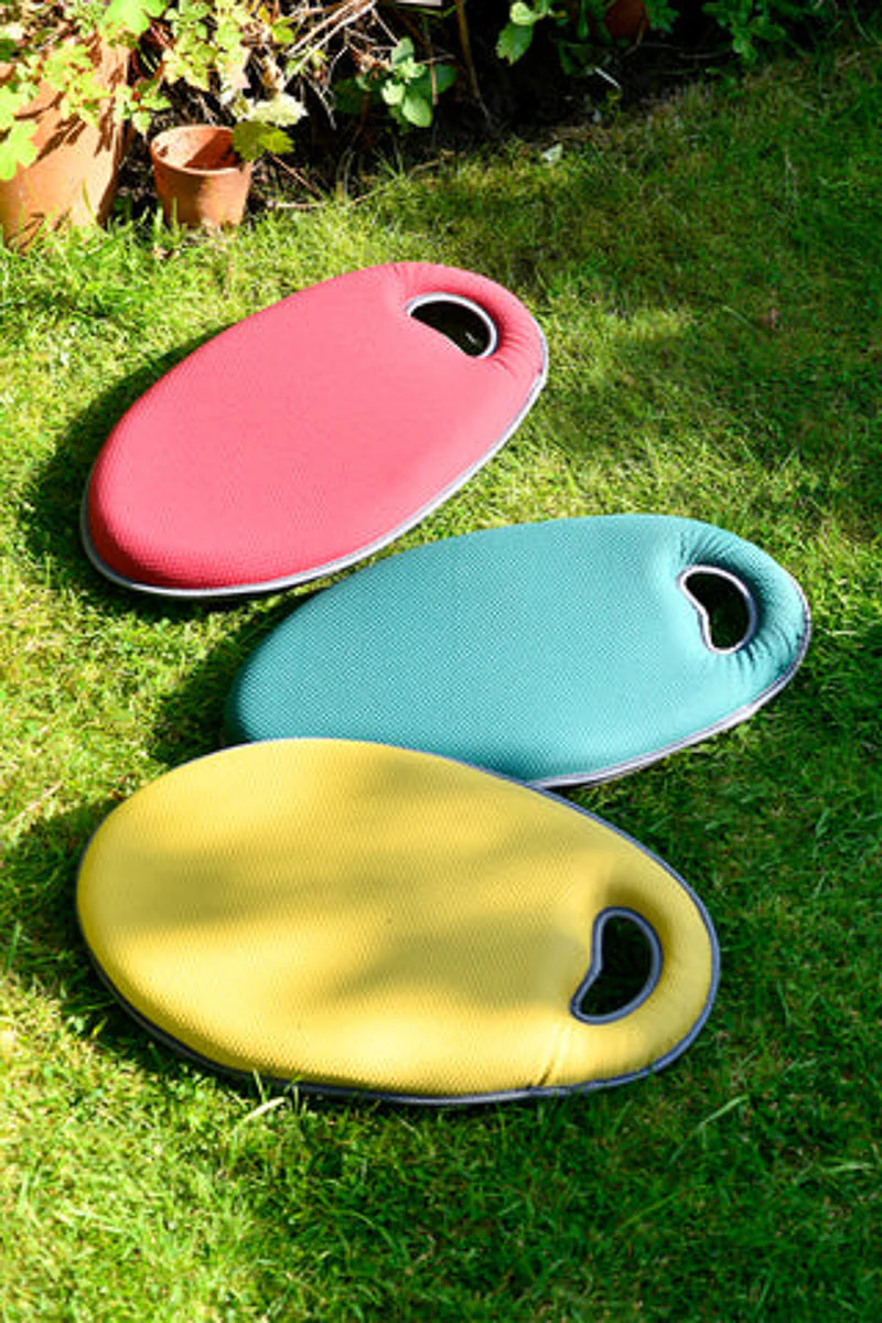 Burgon & Ball Kneelo Kneeler Sangria
