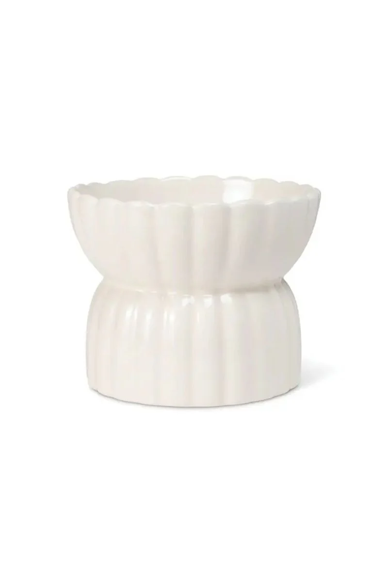 Petshop by Fringe Sculpt Elevated Feeder Small Scalloped Ivory