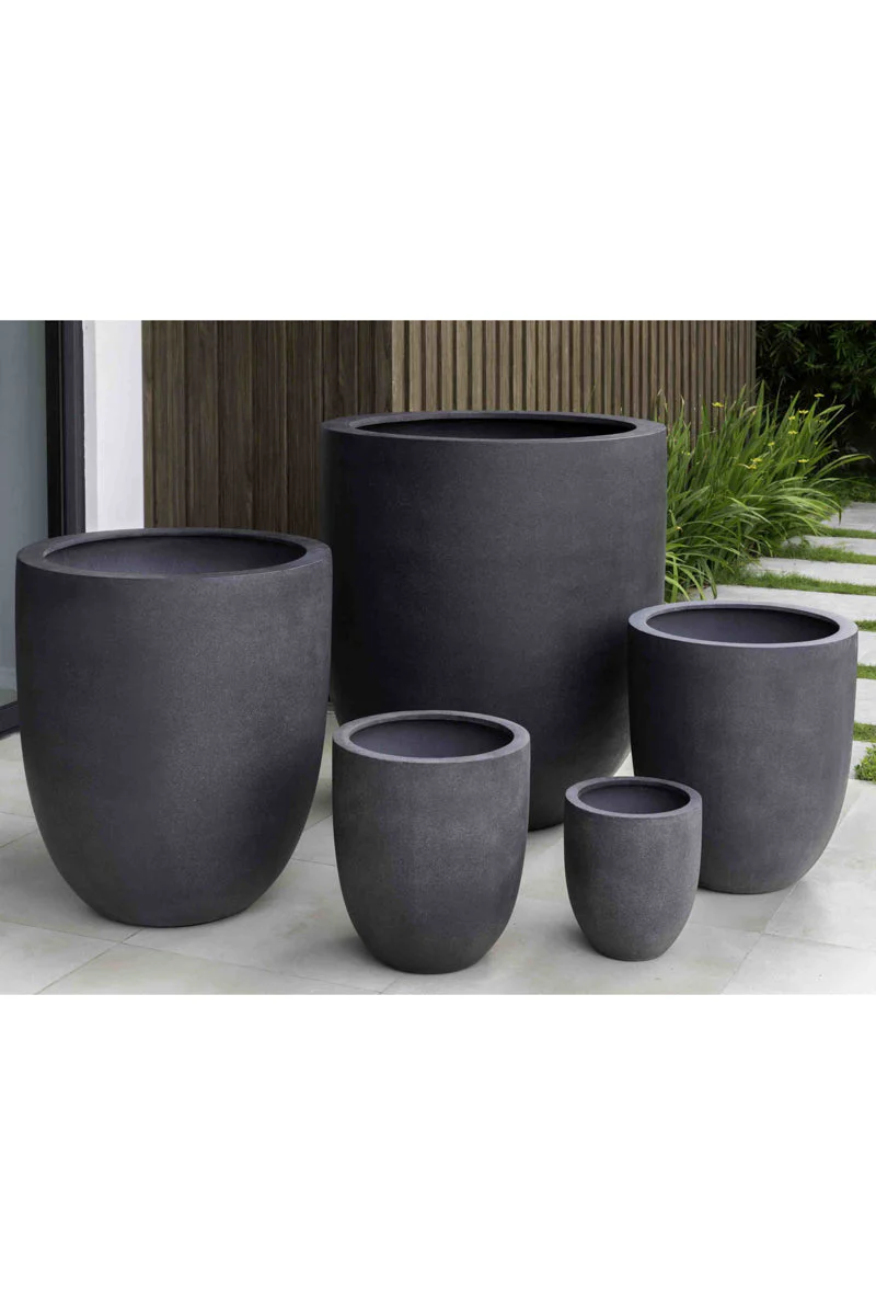 Campania Bradford Planter 20.5" Charcoal Lite