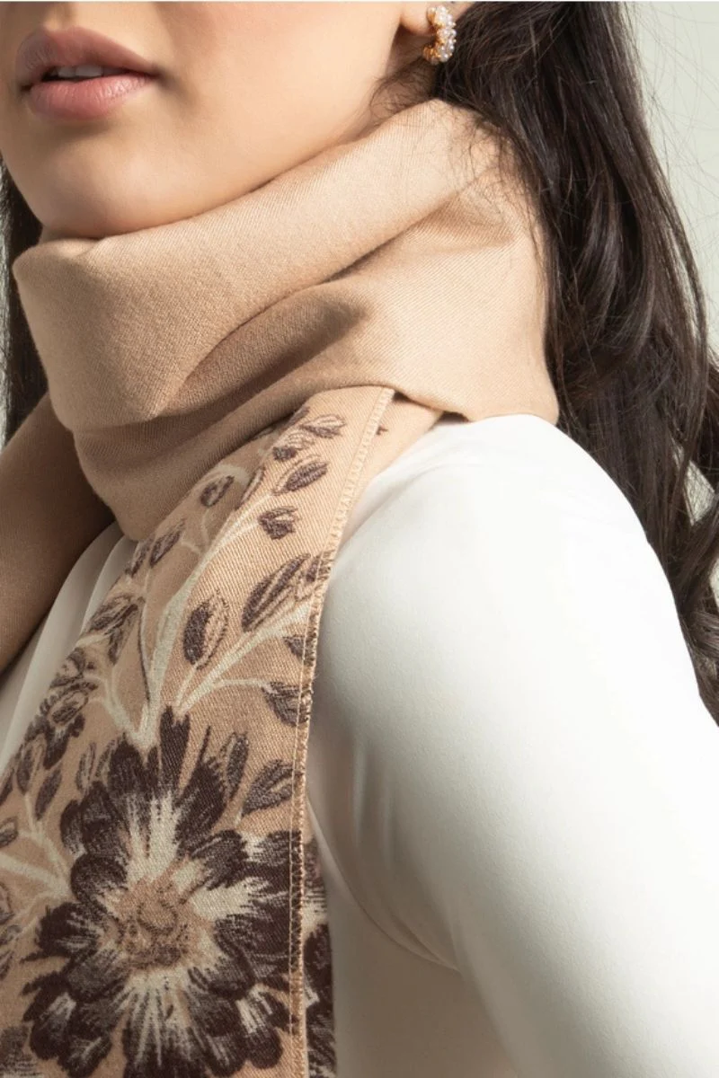 Reversible Floral Oversized Scarf Nude - Image 2