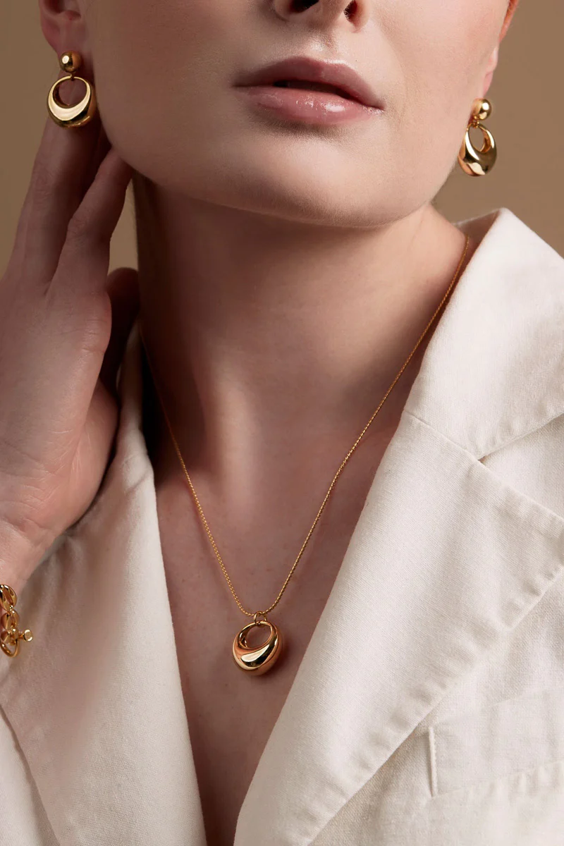 Rho Waterdrop Pendant Necklace Gold