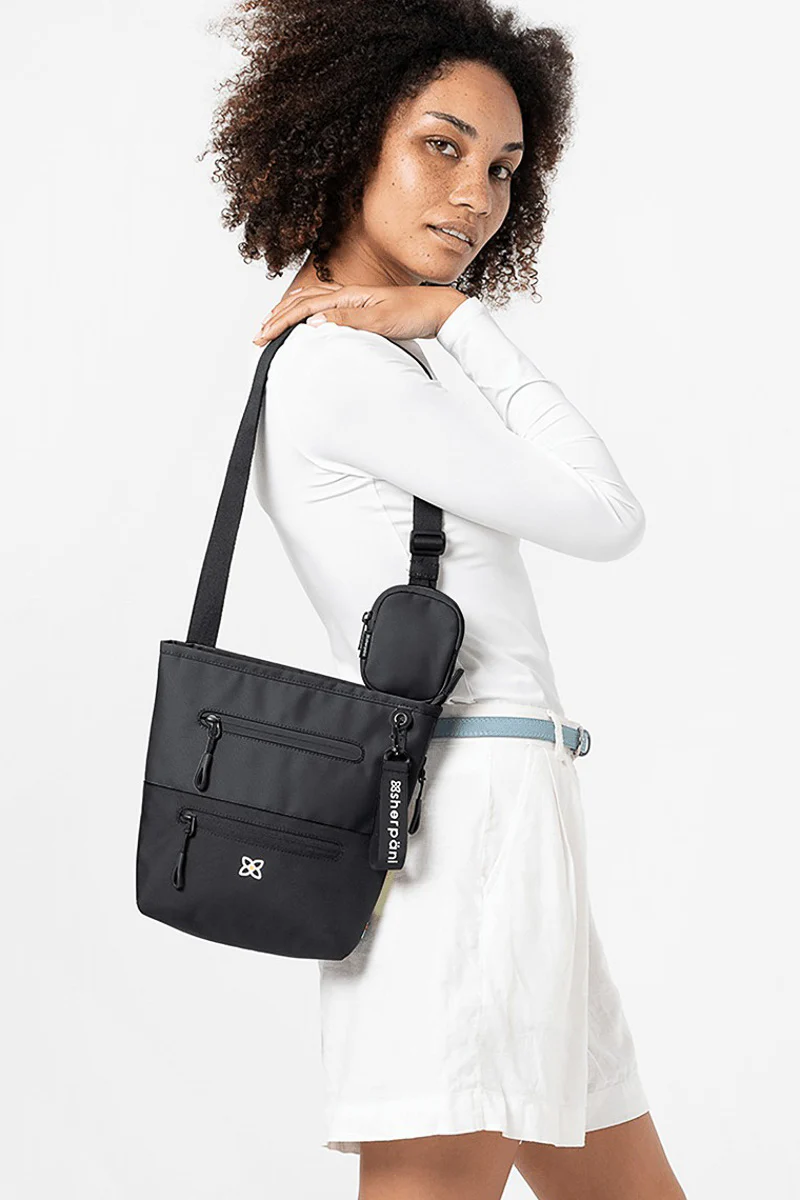 Sherpani Sadie Crossbody Bag Raven