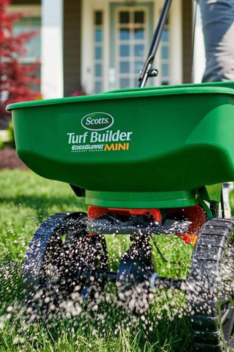 Scotts EdgeGuard Mini Broadcast Spreader - Image 2