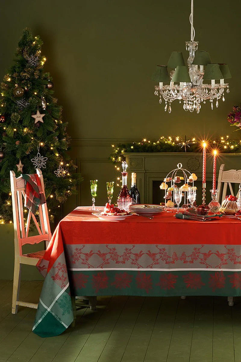 Garnier-Thiebaut Cadeaux De Noel Tablecloth 69"x100" Rouge