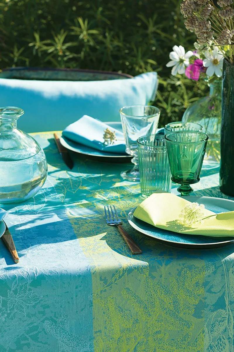 Garnier-Thiebaut Esprit Jardin Tablecloth 61"x61" Prairie