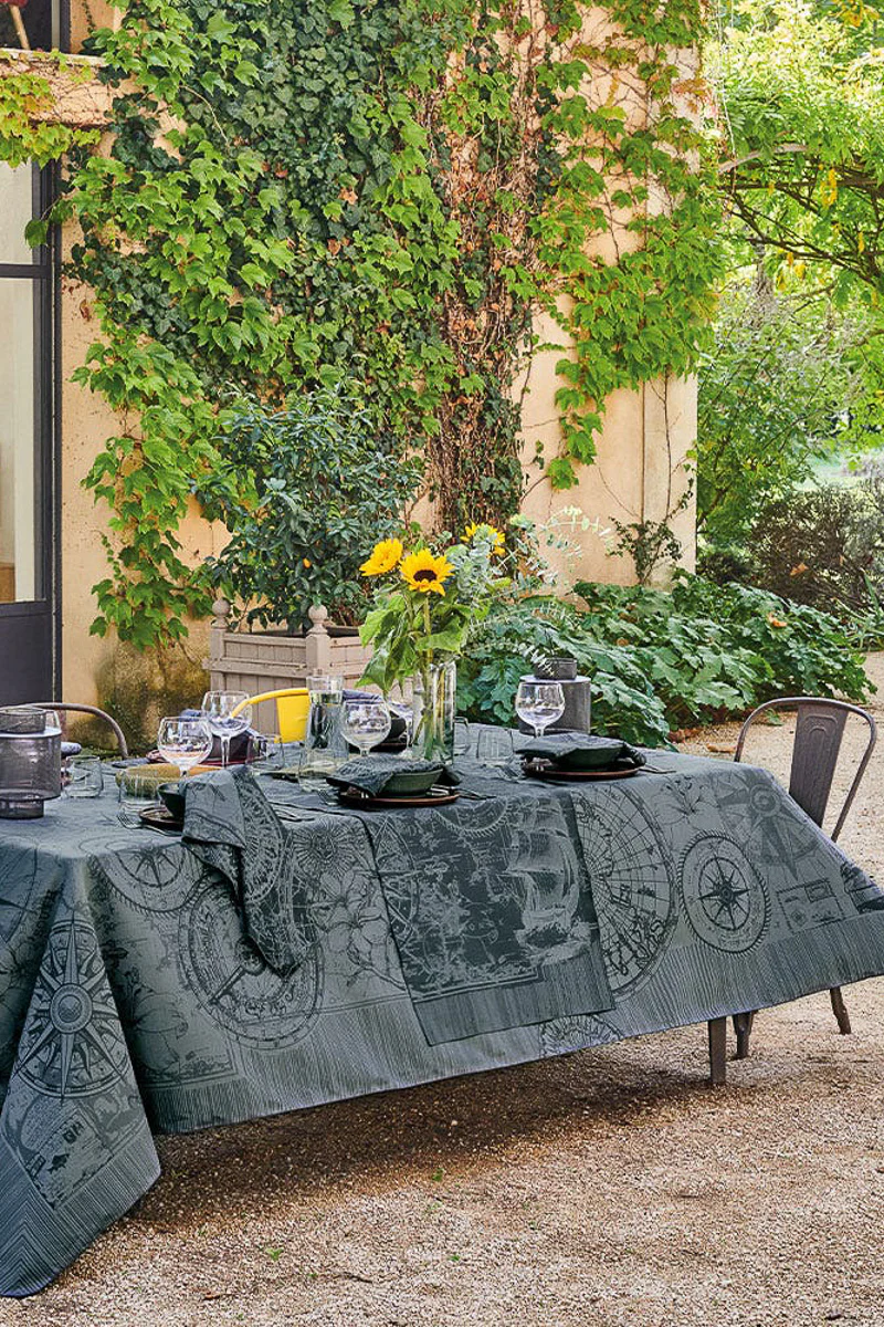 Garnier-Thiebaut Rose Des Vents Tablecloth 70"x102" Encre