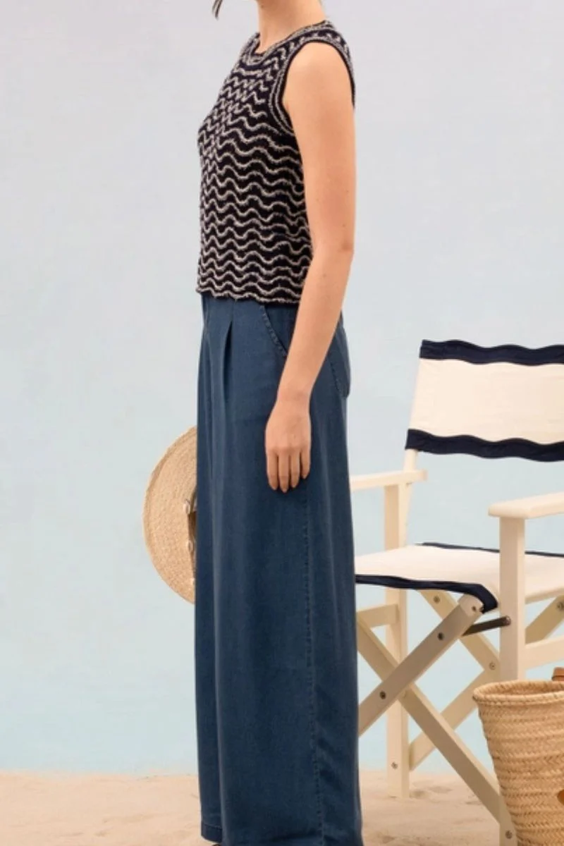 Wavy Pattern Sleeveless Knit Sweater Small Navy