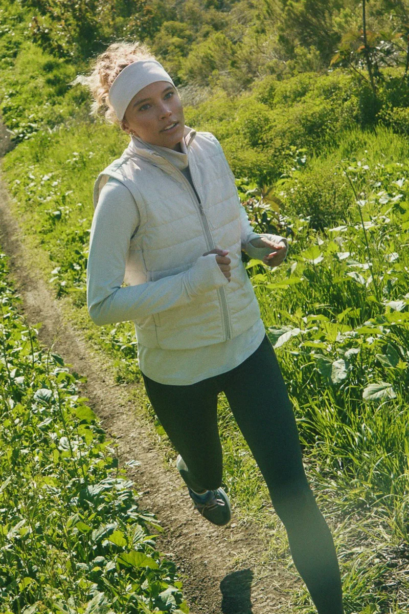 Women's Insulated Ice Flow Vest Medium Almond