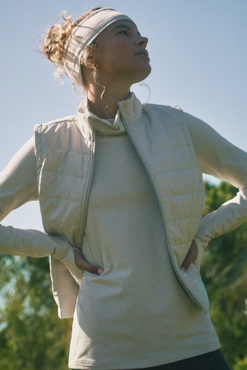 Women's Insulated Ice Flow Vest Medium Almond - Image 3